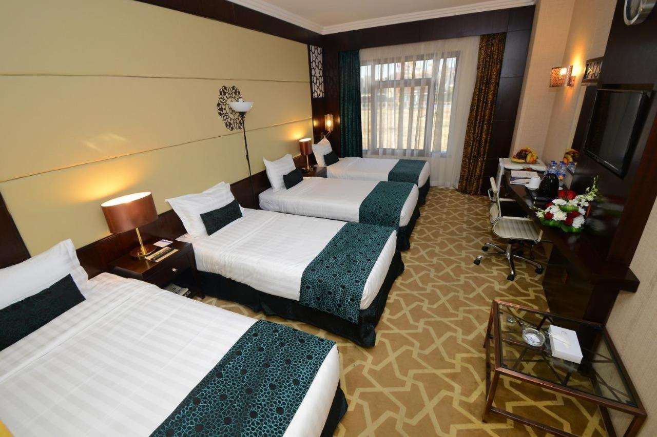 Rawdat Al Safwa Hotel Medina Bagian luar foto