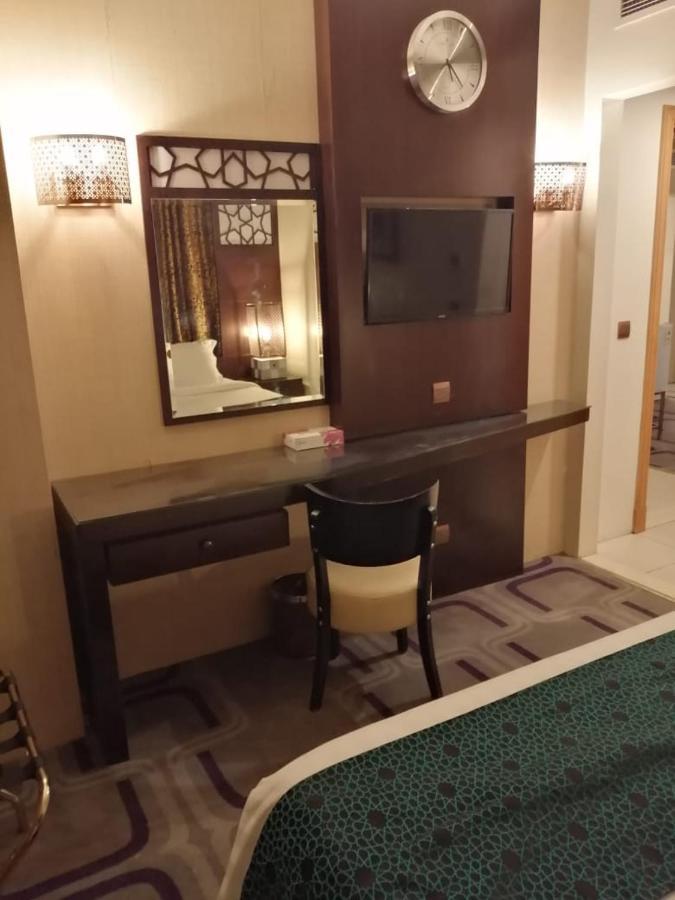 Rawdat Al Safwa Hotel Medina Bagian luar foto