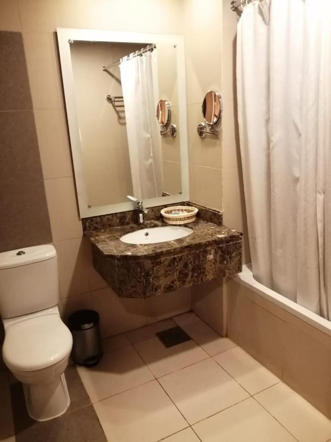 Rawdat Al Safwa Hotel Medina Bagian luar foto