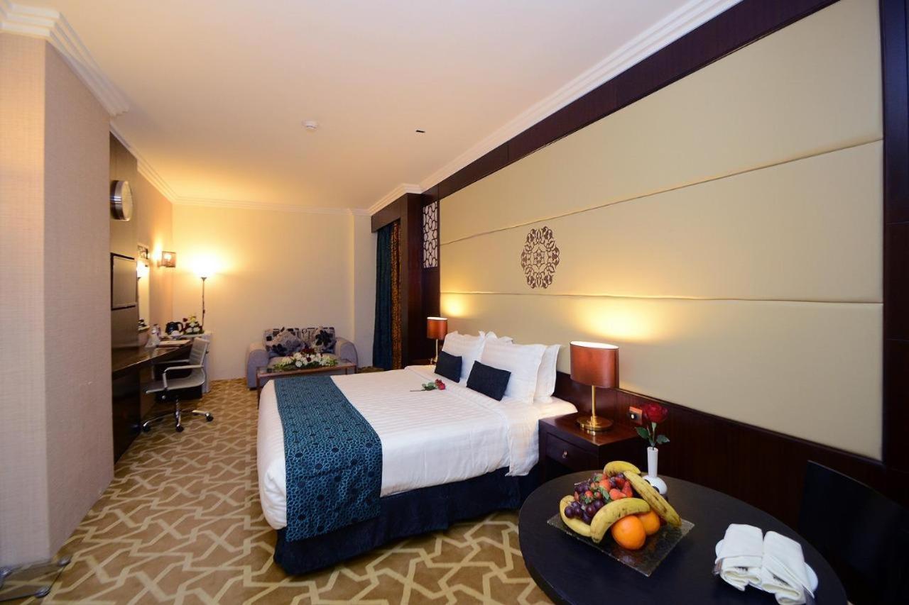 Rawdat Al Safwa Hotel Medina Bagian luar foto